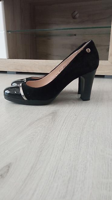 addidas patike: Paar ženske kožne cipele jednom obuvene 39 — 3