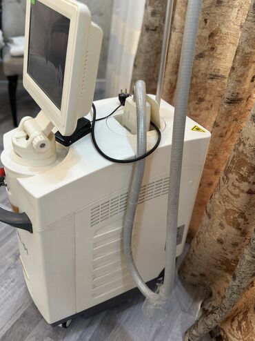Xidmətlər: Diod lazer 808Al-01 satılır.Az işlənmişdir,saz vəziyyətdədir,hər şeyi