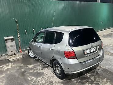 kamri 75: Honda Fit: 2003 г., Автомат, Бензин, Хэтчбэк — 4