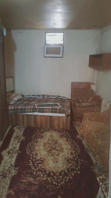1 otaqli bina evi: Kirayə üçün kiçik 1 otaqlı yaşayış sahəsi - Plan: 1 otaq + kiçik — 3