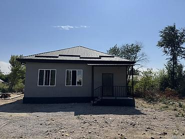 вагон для дома: Одноэтажный жилой дом с террасой/крыльцом. Находится в селе Дмитриевка — 1