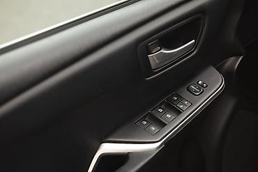 Toyota: Toyota Camry: 2017 г., 2.5 л, Автомат, Бензин, Седан — 7