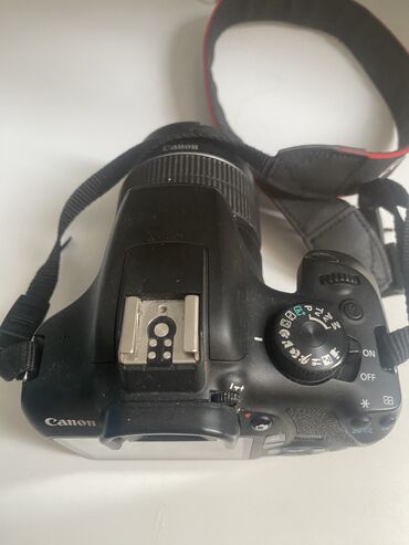 плёночный фотоаппарат: Модель:canon eos 1300d Можно фото с камеры отправлять в телефон через
