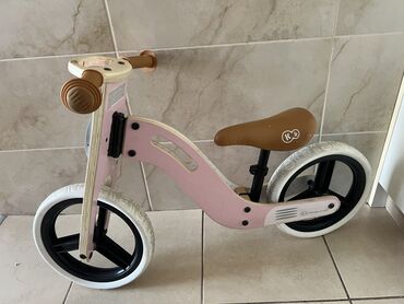 pegasus city bike: Bicikl guralica marke Kinderkraft. Odlicno ocuvan, skoro da nije