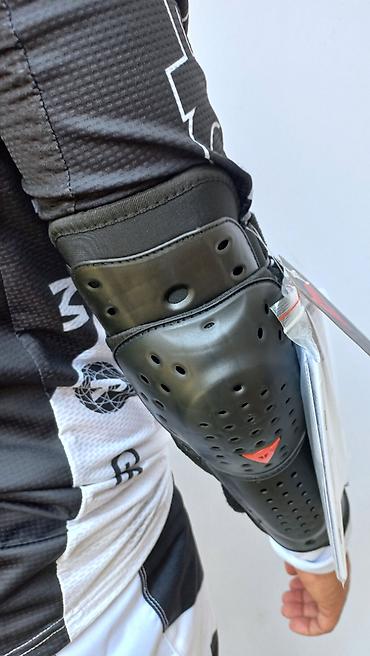 Oprema za bicikliste: Set protektora DAINESE za kolena i laktove - Komplet sadrži: par — 13