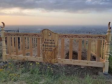 Ритуальные услуги: Изготовление крестов, Облицовка надгробий, Изготовление табличек | Дерево, Габбро, Мрамор | Оформление — 4