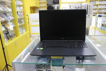 Acer: Intel Core i7, 8 GB