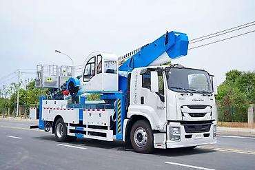 Автокраны: Автокран, Isuzu, 2025 г., от 30 м — 18