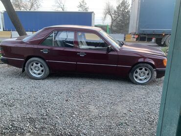 Mercedes-Benz: Mercedes-Benz E-Class: 1992 г., 2.3 л, Механика, Бензин, Седан