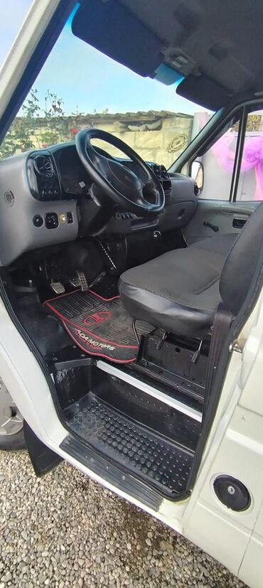 Ford: Ford Transit: 2.5 l | 1999 il 8555607 km Van/Minivan — 9