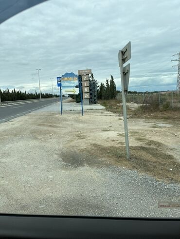 Biznes üçün program təminatı: Zirə çimərlik istiqamət nişanı – yol kənarı reklam lövhəsi - Məkan