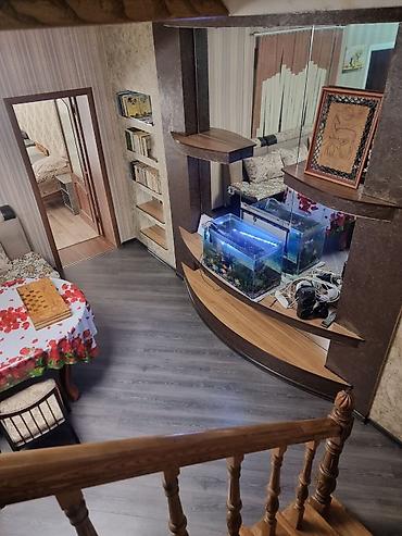 Продажа коттеджей и домов: Продаём дом 2 этажа. 2,8 сотки по документам,факт 3,5 сотки. 190м² — 6