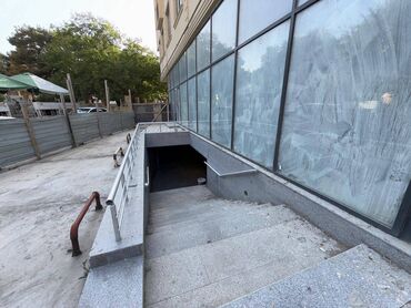 проект ресторана на 500 мест: TƏCİLİ!!! Memar Əcəmi metrosuna 5 dəqiqəlik məsafədə yerləşən obyekt