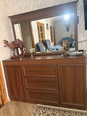 Digər mebel: Guzgulu kampt satilir hecbir prablemi yoxdu qiymet 250 manat — 1