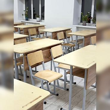 Комплект парт и стульев: Комплект парты и стула, Платная доставка — 1