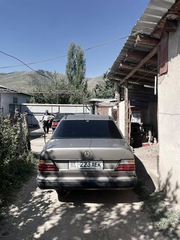 жол тандабас унаалар: Mercedes-Benz W124: 1987 г., 2.3 л, Механика, Бензин, Седан