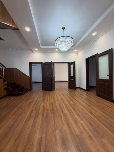 Долгосрочная аренда домов: 200 м², 7 комнат at lalafo.kg — 11 Долгосрочная аренда домов: 200 м², 7 комнат — 11