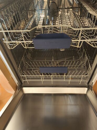 Qabyuyan maşınlar: Qabyuyan maşın Siemens, Tam qabaritli (60 sm.), Ayrıca dayanan -da lalafo.az — 4 Qabyuyan maşınlar: Qabyuyan maşın Siemens, Tam qabaritli (60 sm.), Ayrıca dayanan — 4