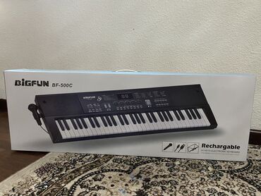 помещение для студии: Синтезаторы