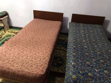 кровать односпальная с ящиками: Продаю диваны, качество хорошее 
Не пишите! Только звоните
