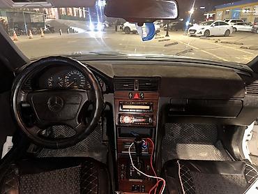 Продажа авто: Mercedes-Benz C-Class: 1997 г., 2 л, Автомат, Бензин, Седан — 9