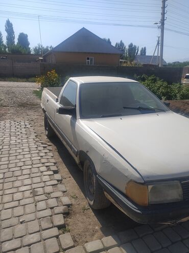 салон ауди а4: Audi 100: 1988 г., 2.3 л, Механика, Бензин, Седан