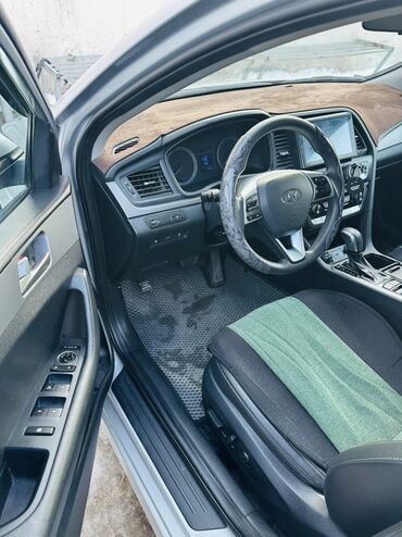 Hyundai: Hyundai Sonata: 2019 г., 2 л, Автомат, Газ, Седан — 11