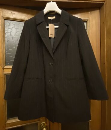 Kardiqanlar, jaketlər: Qadın üçün şıq jaketlər dəsti - Model 1: MK Merry K markalı, qara-ağ — 5