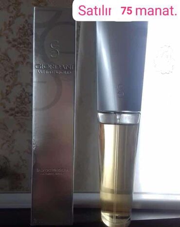 Ətriyyat: Oriflame brendinin "Dancing Lady Hypnotic Night" ətri. Bu ətir 50 ml — 38