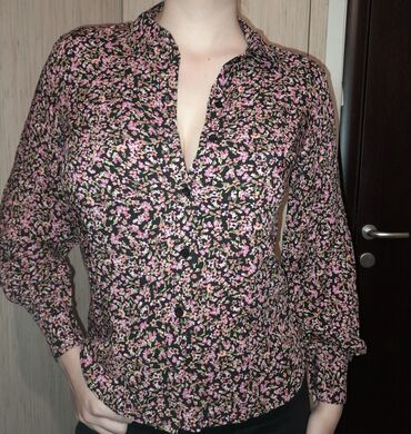 Košulje, bluze i tunike: H&M, M (EU 38), Cvetni, bоја - Šareno