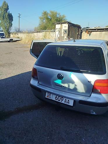 Volkswagen: Volkswagen Golf: 2000 г., 1.6 л, Механика, Бензин, Хэтчбэк — 2