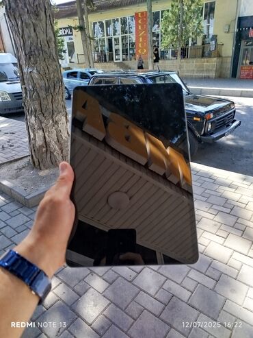 en ucuz notebook: İdeal vəzyətdedir prablemi yoxdur real alıcıya endirim olacag
