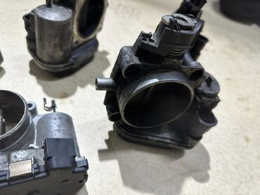 Дроссельные заслонки: Дроссельная заслонка Mercedes-Benz 2000 г., Б/у, Оригинал, Германия — 3