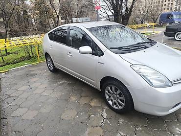Toyota: Toyota Prius: 2005 г., Гибрид, Хэтчбэк — 10