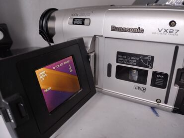объектив для видеокамеры: Продам видеокамеру Panasonic vx27 б/у