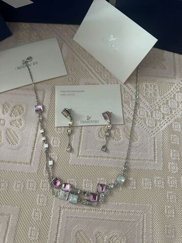 часы fitron оригинал: Original swarovski kolye ve sirga.YENI DEYILLER!!!!AMMA ELA VEZYETDEDI