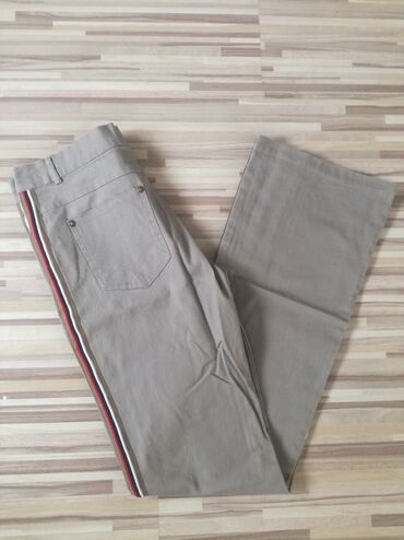 komplet pantalone i sako: Prelepe nove pantalone,velicina XL.
Prepune elastina