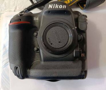 Фотоаппараты: Nikon D4 В продаже зеркальный фото аппарат Nikon D4 Body в хорошем