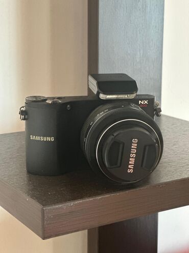 samsung s3350 ch@t 335: Samsung NX200 güzgüsüz fotoaparat - NX seriyası, dəyişən obyektivli