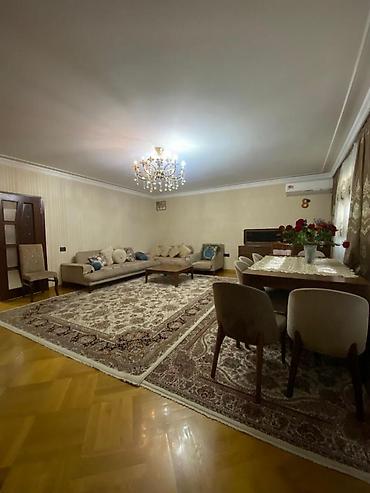 bayilda heyet evi: Bakı, Əhmədli, 4 otaqlı, Köhnə tikili, m. Əhmədli, 120 kv. m — 1