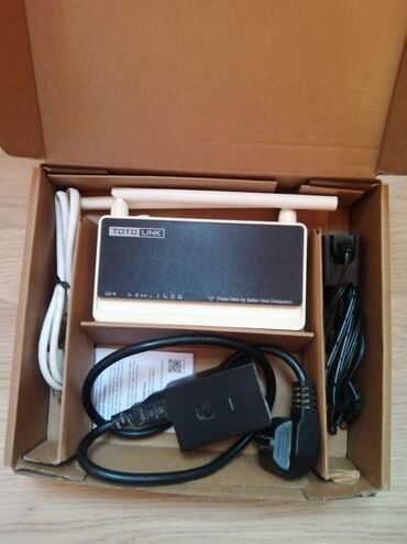 Мониторы: TOTOLINK Wi‑Fi router Xüsusiyyətlər: - İki sabit antenalı dizayn –