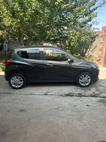 Chevrolet: Chevrolet Spark: 2019 г., 1 л, Автомат, Бензин, Хэтчбэк
