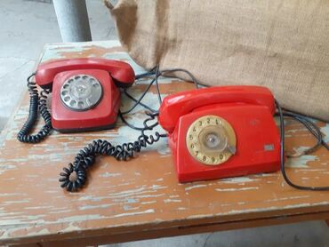 телефонные аппараты с проводной трубкой аон caller id черно белые: Стационарный телефон