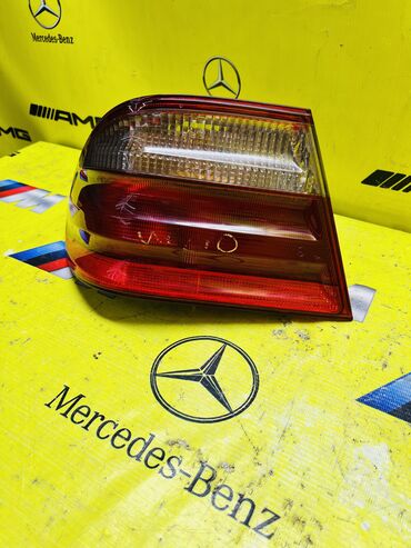 дополнительное освещение на авто: Задний левый стоп-сигнал Mercedes-Benz 2002 г., Б/у, Оригинал, Япония