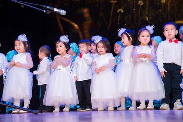 карнавальные костюмы детские: Сдаются на прокат Белые платья на утренники, праздники и мероприятия