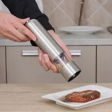 Ostali kuhinjski aparati: #2931 Električni Keramički mlin za biber, so i druge suve začine; — 9