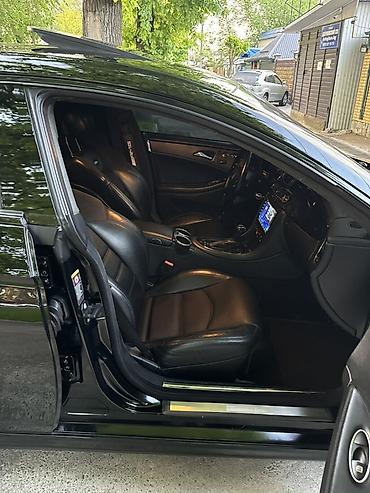 кампри: Mercedes-Benz CLS-Class AMG: 2005 г., 5 л, Автомат, Бензин, Купе — 10