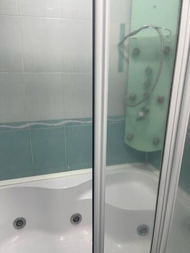 Uzunmüddətli kirayə mənzillər: Yasamal rayonu, Mətbuat prospekti, BDU-nun yaxınlığında, 9 mərtəbəli — 30