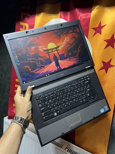 Kompüter və noutbuk aksesuarları: Dell Latitude, 15.6 ", Intel Core i5, 256 GB