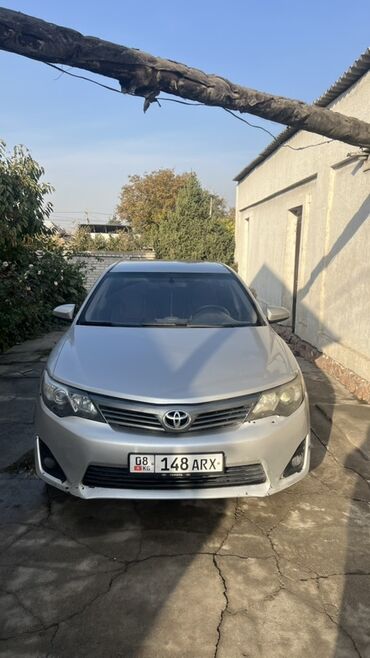 крутые машины: Toyota Camry: 2013 г., Автомат, Бензин, Седан